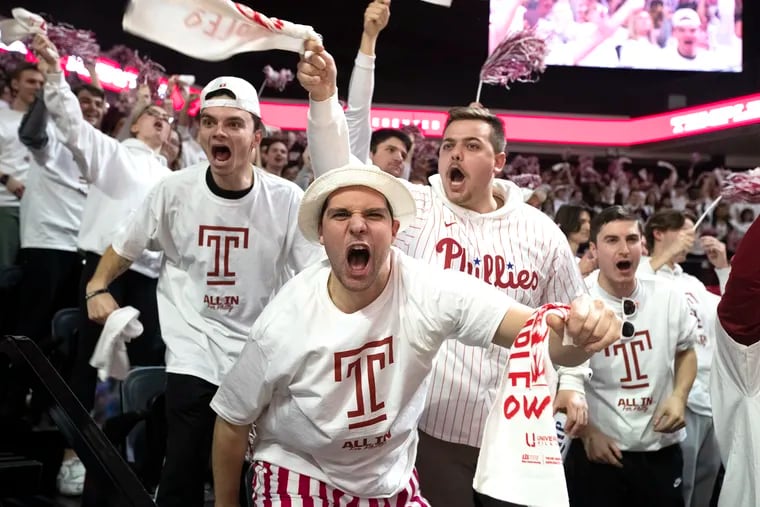 Temple students were out in force for the game against No. 3 Houston on Feb. 5 at the Liacouras Center. It was the first sellout for the arena since 2020.