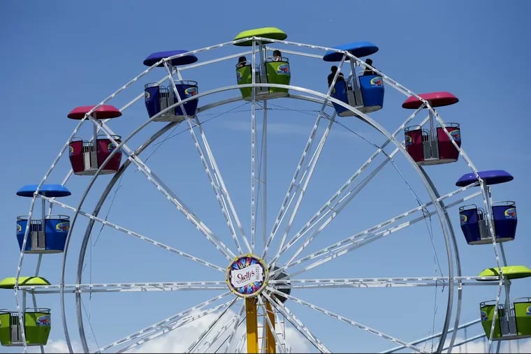 Don’t miss the Ferris wheel at the Blue Cross RiverRink Summerfest at Penn’s Landing.