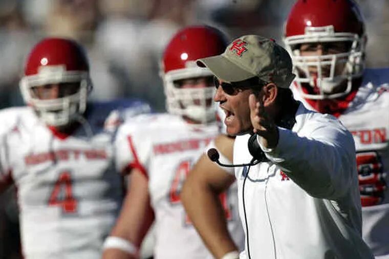 Art Briles coached Eagles quarterback Kevin Kolb in high school and college.