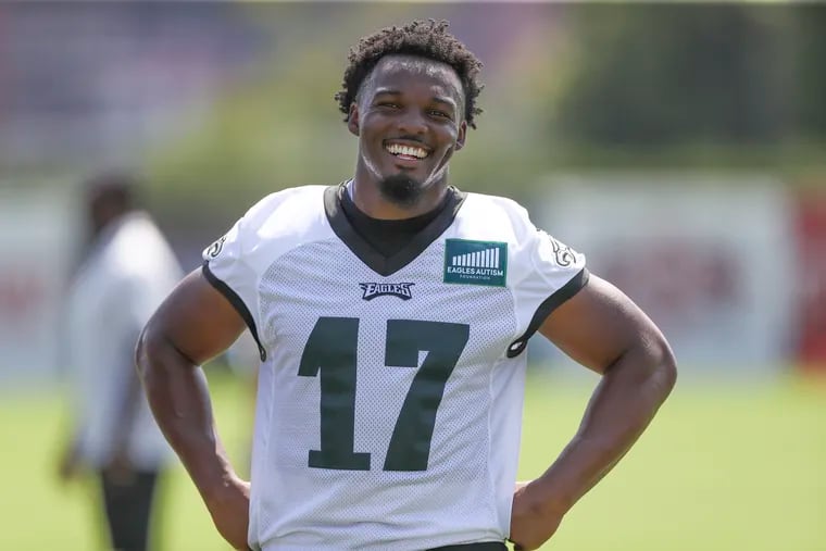 Eagles linebacker Nakobe Dean says he is feeling no additional pressure as new defensive play-caller.