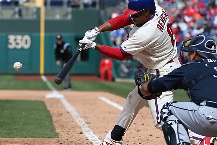 Phillies center fielder Ben Revere knocked in the game-winning run against the Braves on Thursday. (David Maialetti/Staff Photographer)