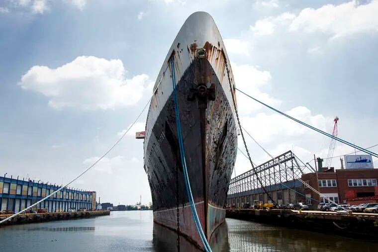 The SS United States. ( ED HILLE / Staff Photographer )