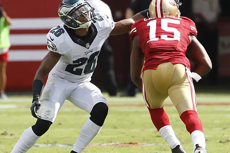 Eagles cornerback Cary Williams covers 49ers wide receiver Michael Crabtree. (Ron Cortes/Staff Photographer)