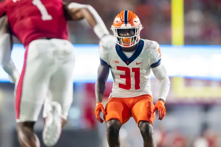 The Eagles could replace James Bradberry with highly-rated Illinois defensive back Devon Witherspoon.