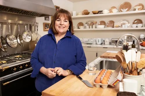 Ina Garten’s 2022 pandemic advice: Drink more cosmos. Do what you can.