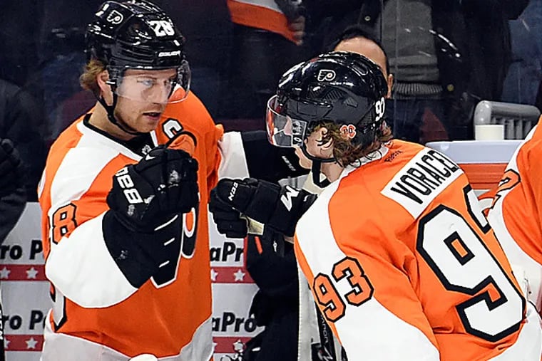 Flyers right wing Jakub Voracek and center Claude Giroux. (Eric Hartline/USA Today Sports)