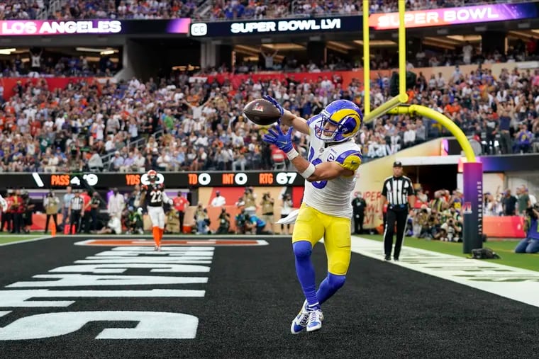 Los Angeles Rams wide receiver Cooper Kupp catches a touchdown pass in the end zone fagainst the Cincinnati Bengals during the first half of the NFL Super Bowl 56 football game Sunday, Feb. 13, 2022, in Inglewood, Calif. (AP Photo/Marcio Jose Sanchez)