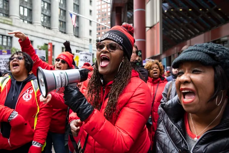 Thousands of striking Chicago Teachers Union and their supporters rally at the Thompson Center.