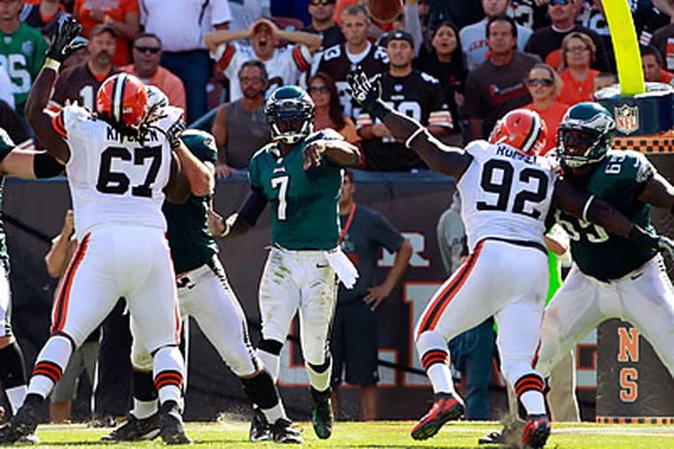 "That is a hard thing that Mike [Vick] just did," Marty Mornhinweg said about the game-winning drive. (Yong Kim/Staff Photographer)