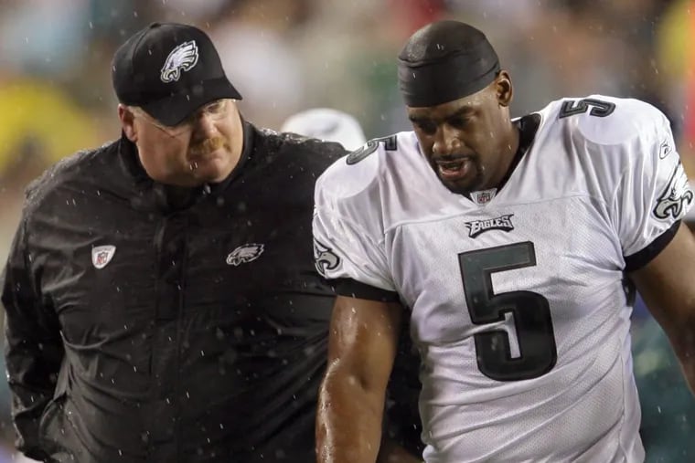 No one needs to feel sorry for former Philadelphia Eagles quarterback Donovan McNabb, but it would be nice if what actually happened in the last Super Bowl between the Philadelphia Eagles and New England Patriots was more about the facts than the myth of a quarterback puking and choking.