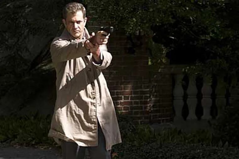 Mel Gibson plays TomCraven, a Boston Police Department detective whose daughter is gunned down on his front porch.