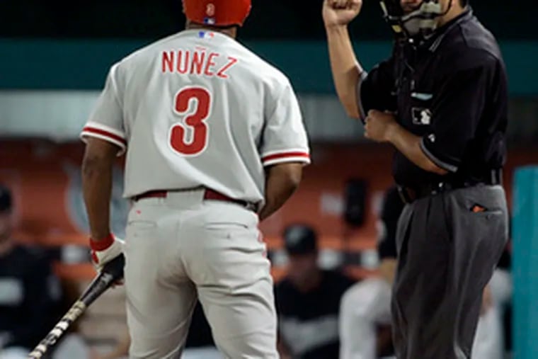 Abraham Nuñez reacts to being called out on strikes in the ninth.