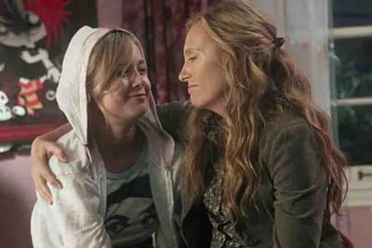 Brie Larson (left) is Kate and Toni Collette is Tara Gregson.