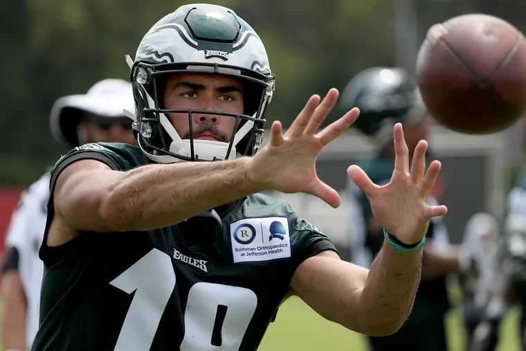 JJ Arcega-Whiteside is trying to find his way among a talented group of Eagles wide receivers.