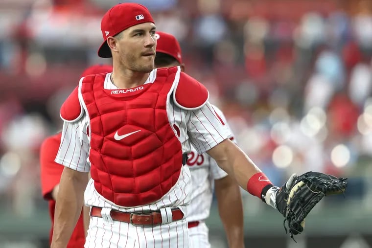 The Phillies expect J.T. Realmuto to be able to play on Wednesday against the Cubs.