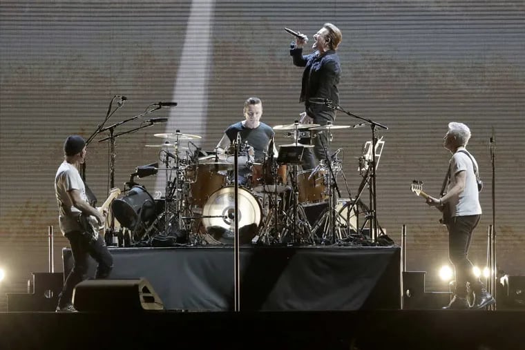 U2 brought "The Joshua Tree Tour 2017" to Lincoln Financial Field on Sunday.