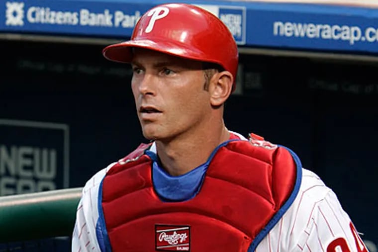 Mike Lieberthal is the Phillies' career leader among catchers in home runs, with 149, and hits, with 1,128. (AP file photo)