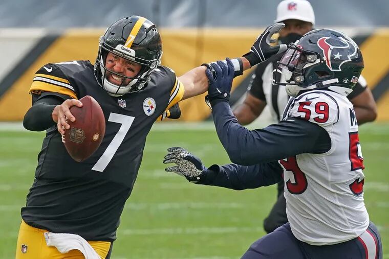 Steelers quarterback Ben Roethlisberger stiff-arming Texans outside linebacker Whitney Mercilus on Sept. 27. Big Ben could cause trouble for the Birds, too.