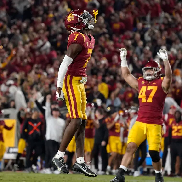 Southern California defensive back Calen Bullock (7) celebrates after intercepting a pass against Notre Dame on Nov. 26.