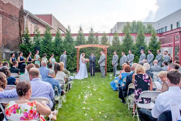 Getting a marriage license in Pennsylvania? Here’s all you need to know. 