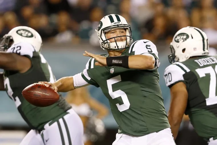 New York Jets' quarterback Christian Hackenberg throws the football during the third-quarter against the Eagles in a preseason game on Thursday, September 1 2016 in Philadelphia. DAVID MAIALETTI / Staff Photographer