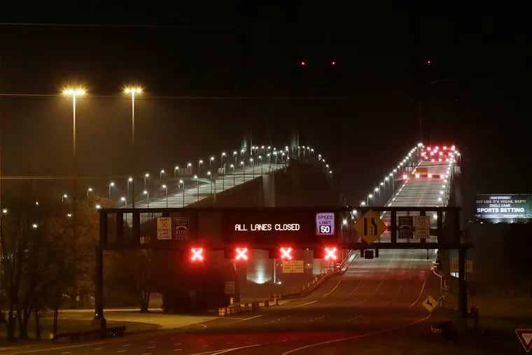 At approx 11:15pm the Delaware Memorial Bridge still closed to all traffic on November 25, 2018. A gas leak at the Croda plant in Delaware caused the closure.  ELIZABETH ROBERTSON / Staff Photographer
