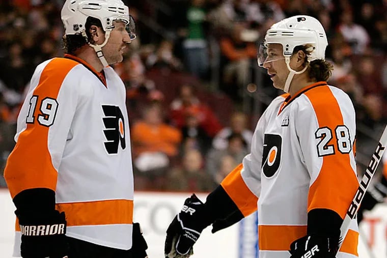 Since Scott Hartnell rejoined the Flyers' lineup last Saturday after missing 16 games with a fractured toe, Claude Giroux has returned to playing like the Hart Trophy contender many pegged him to be. (Tom Mihalek/AP file photo)