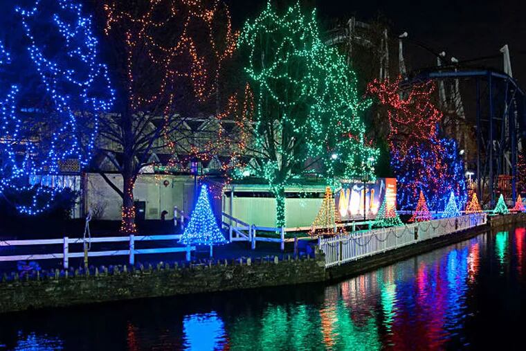 Hersheypark is kissed with colorful holiday brilliance in addition to its yummy year-round attractions of Chocolate World and chocolate spa treats.