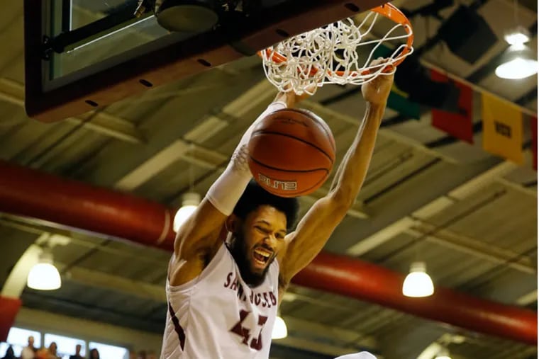 DeAndre' Bembry and his St. Joe's teammates take on George Washington in the Atlantic 10 Tournament on Friday.