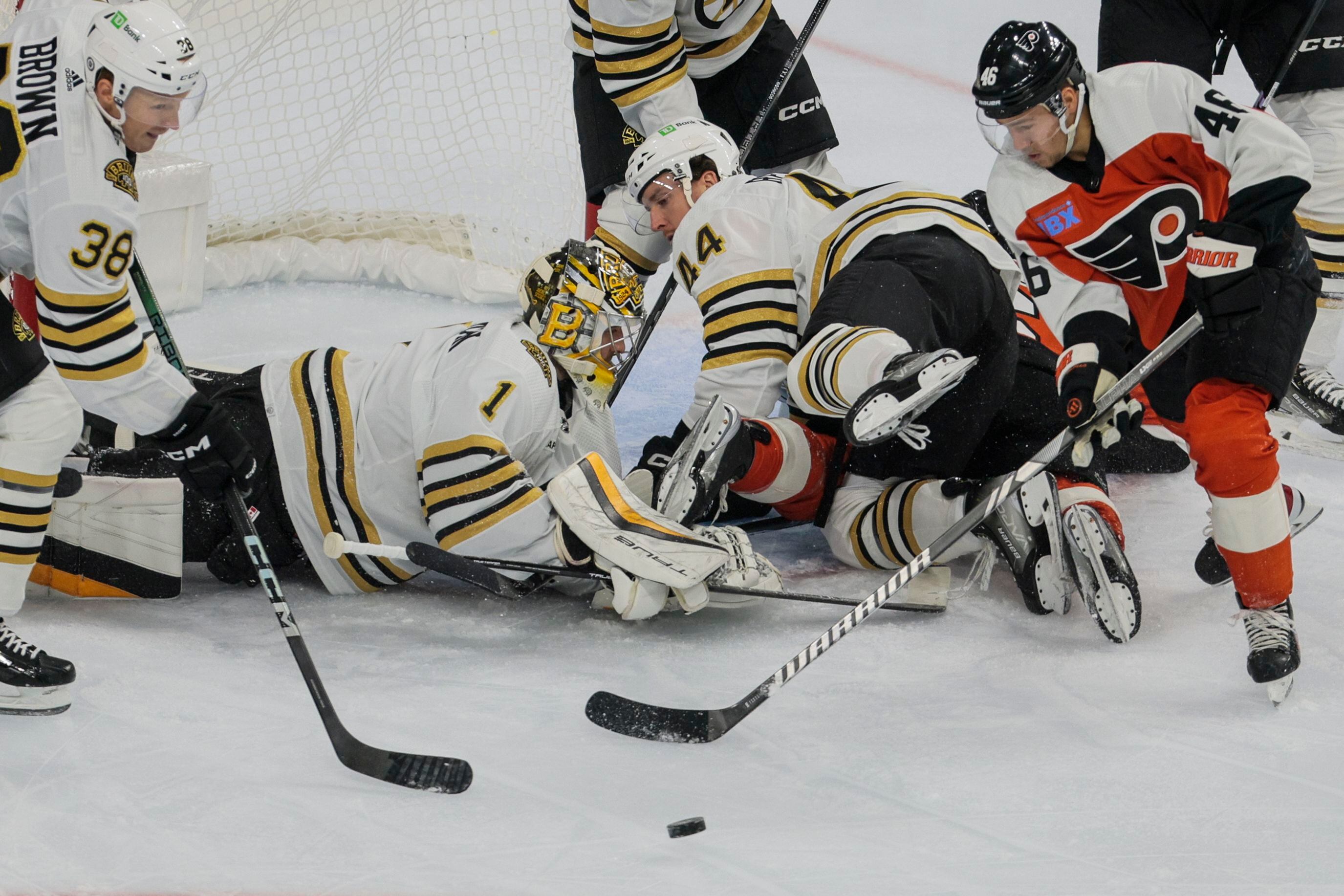 Charlie Coyle scores for food pantry