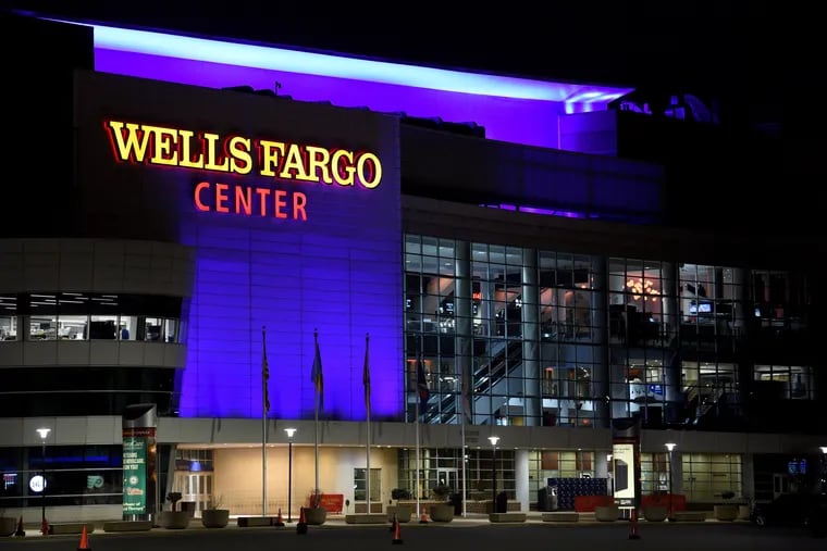 The Wells Fargo Center is partially without power during Tuesday night's Flyers game against Tampa Bay.