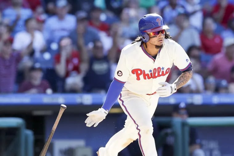 Freddy Galvis smacks a game-winning hit against the Atlanta Braves in the ninth inning.