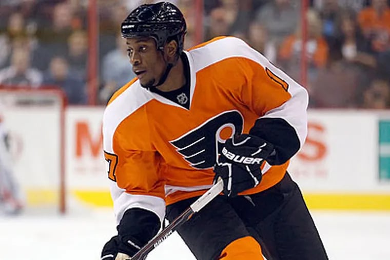 Wayne Simmonds who was acquired from the Kings last summer said he is rooting for his old team. (Yong Kim/Staff Photographer)