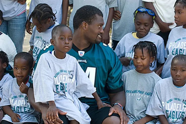 Thanks to a recent visit by Winston Justice, the Eagles have new fans in Haiti. (Doug Interrante/Eagles)