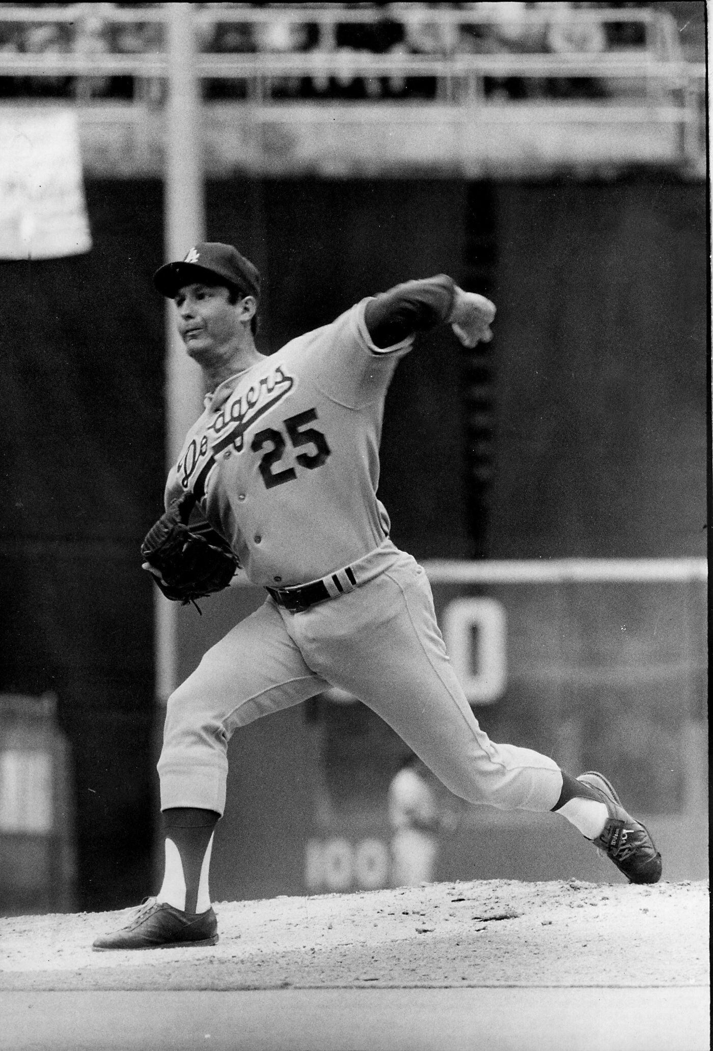 Elbow injuries — and surgery — affect high school pitchers more than