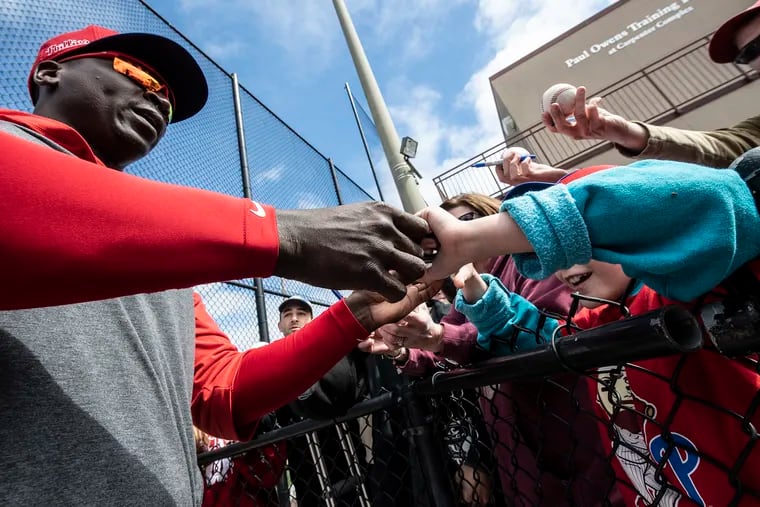 Didi Gregorius signing autographs for Phillies fans on Feb. 21, a sight you will not see for the foreseeable future.
