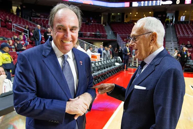 SMU coach Larry Brown (right) jokes with Temple coach Fran Dunphy before their teams' meeting Sunday.