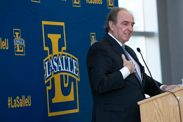 Fran Dunphy speaks during the La Salle Hall of Athletes induction ceremony at Founder’s Hall on La Salle’s campus in Philadelphia on Saturday, Feb. 5, 2022.