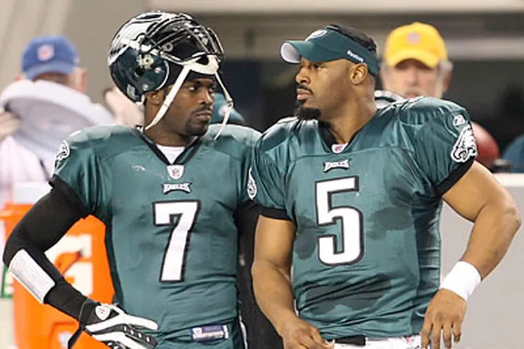 If Michael Vick remains out of action, Donovan McNabb could help the Eagles push for the playoffs. (Yong Kim/Staff file photo)