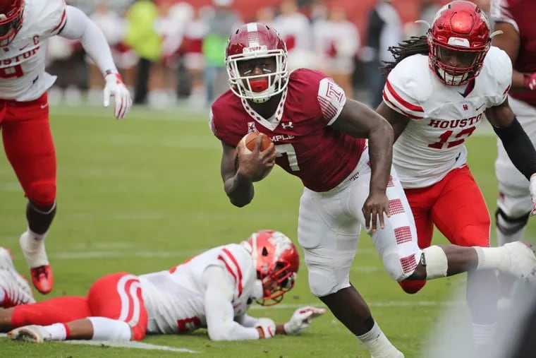Temple’s Ryquell Armstead carries for a first down in loss to Houston.