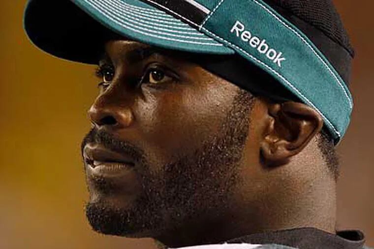 Michael Vick struggled in the Eagles' second preseason game. (Yong Kim/Staff Photographer)
