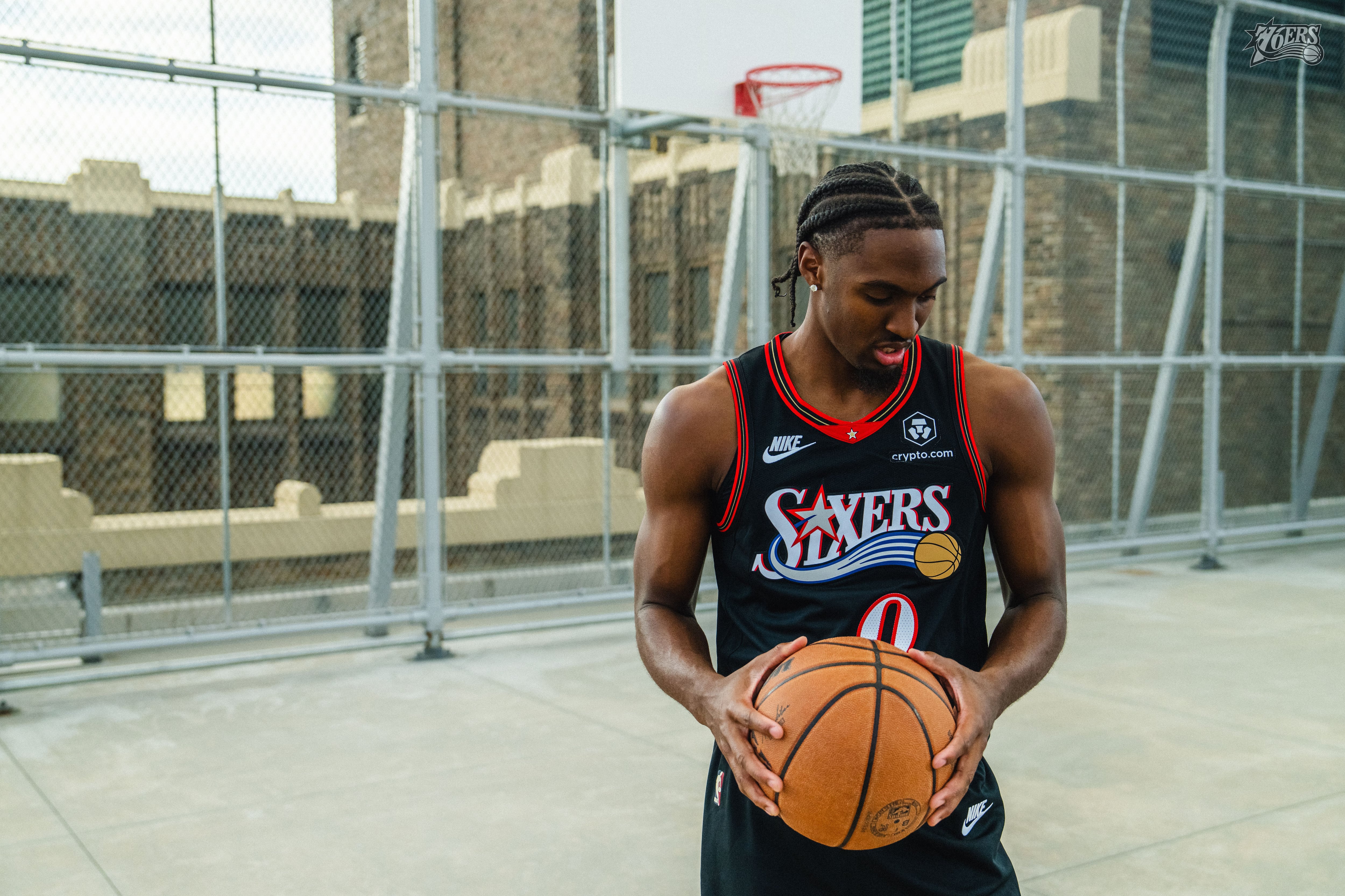 Sixers unveil black jerseys to mark 25th anniversary of 2001