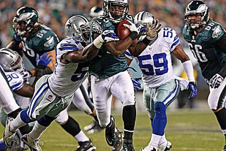 Eagles running back LeSean McCoy carried the ball 16 times in the loss to the Cowboys. (Ron Cortes/Staff Photographer)