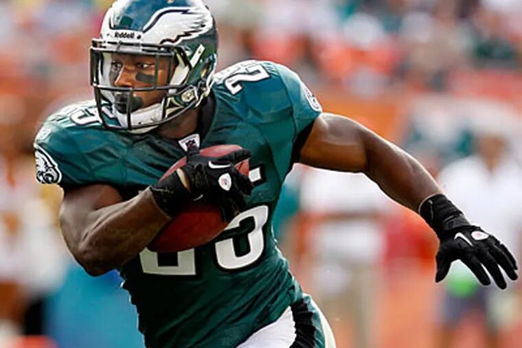LeSean McCoy leads the NFL in rushing touchdowns with 14. (Ron Cortes/Staff Photographer)