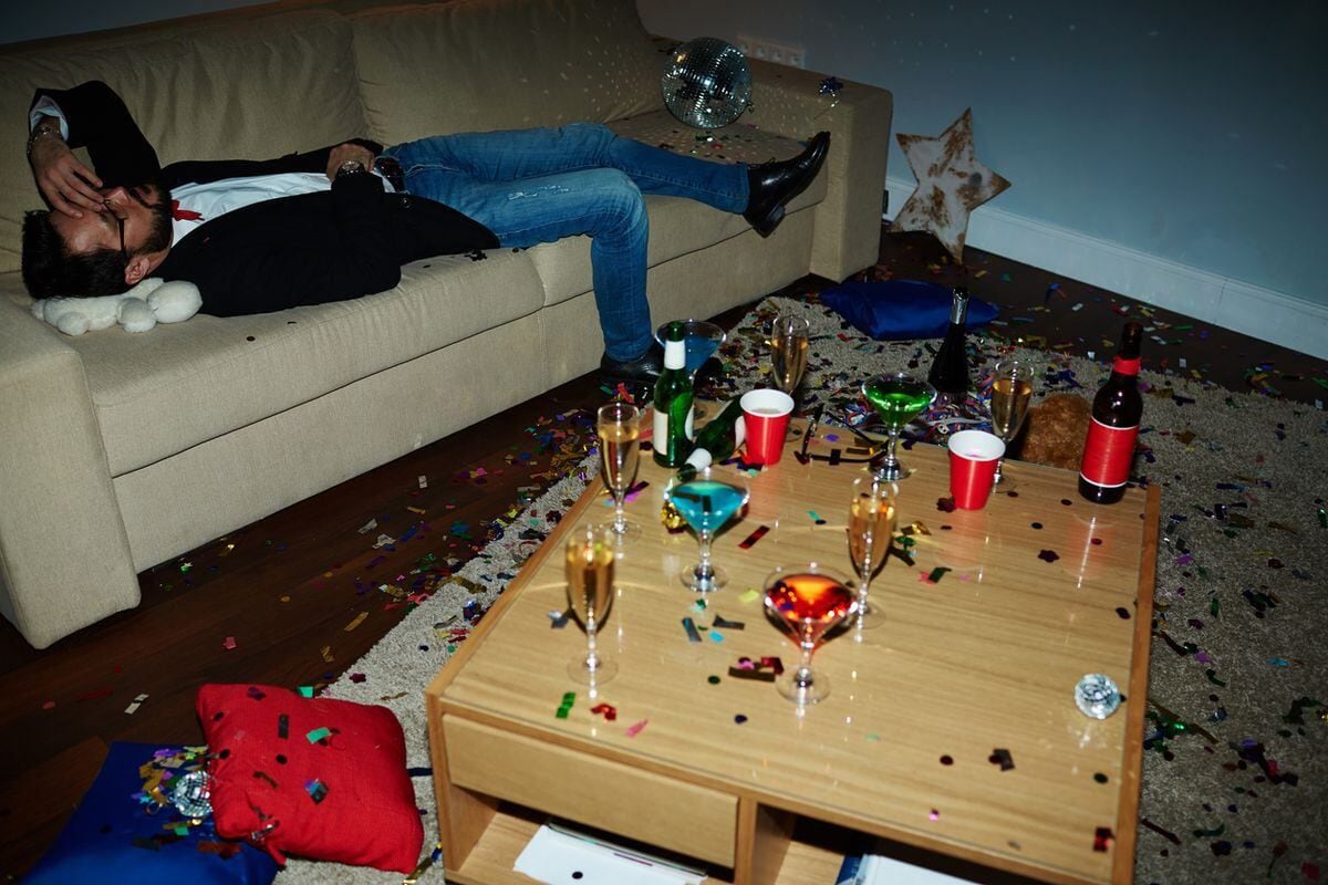 Is Blackout Drinking The Same As Passing Out From Alcohol A Penn Psychologist Explains