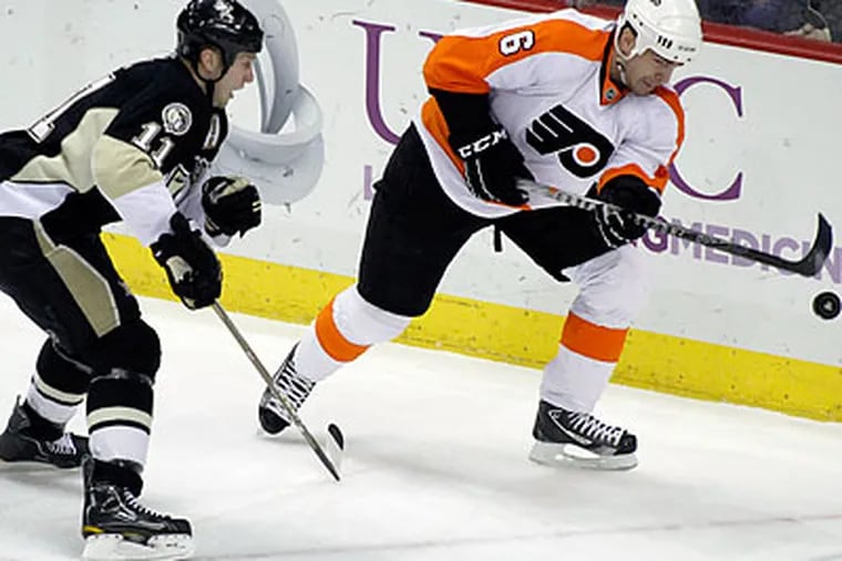 The Flyers set a single-season record for road victories with last night's win in Pittsburgh. (Keith Srakocic/AP)