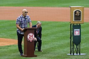 Roy Halladay to be Honored as Phillies Retire Number 34 – Philly Sports
