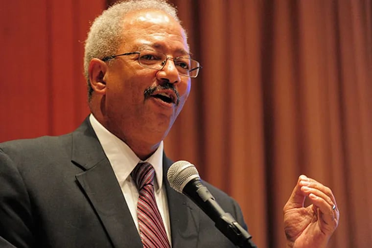 Congressman Chaka Fattah was charged with a 29-count indictment by federal investigators. (MICHAEL PRONZATO / STAFF PHOTOGRAPHER)