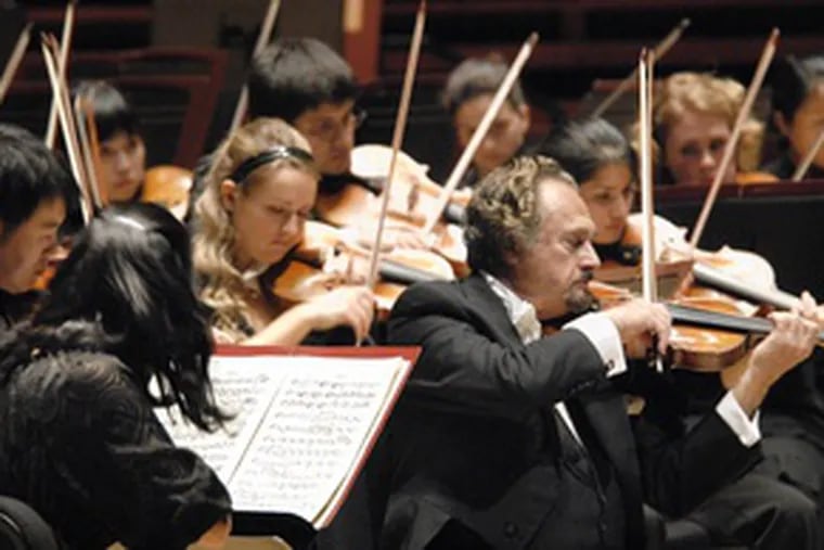 Aaron Rosand performing the Brahms Violin Concerto in 2007 with the Curtis Institute of Music orchestra.