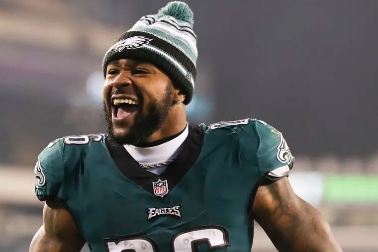 Philadelphia Eagles running back Miles Sanders (26) celebrates after a 27-17 win over the Washington Football Team at Lincoln Financial Field in Philadelphia on Dec. 21, 2021.